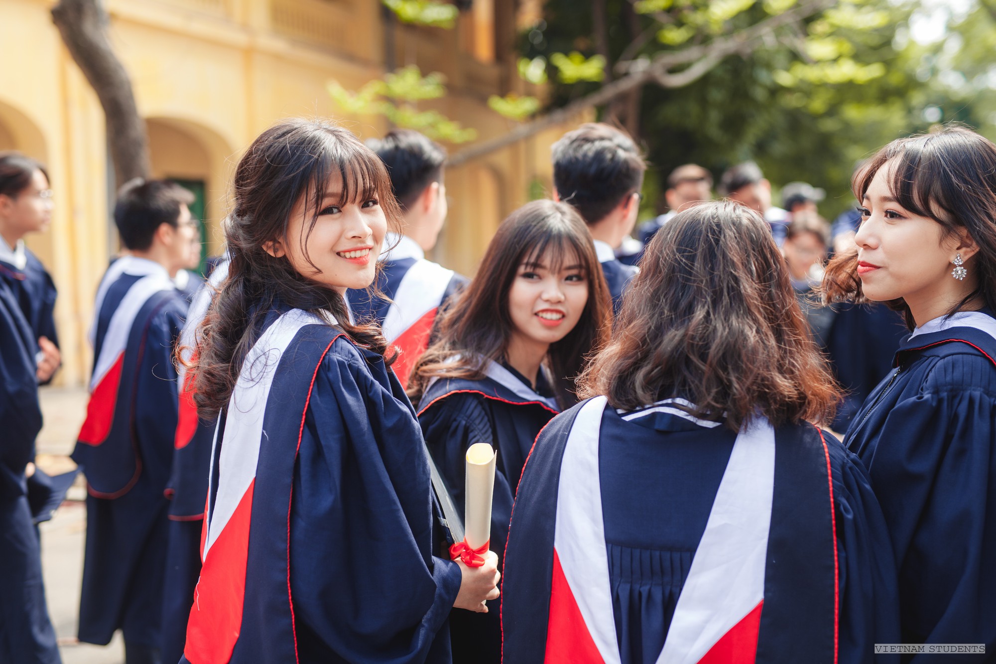 Nữ sinh Học viên Ngoại giao xinh đẹp với cái tên rất lạ: Chân Thiện Mỹ Nữ sinh Học viên Ngoại giao xinh đẹp với cái tên rất lạ: Chân Thiện Mỹ